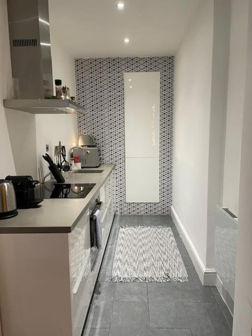 The Flat With The Heart Apartment London Exterior photo