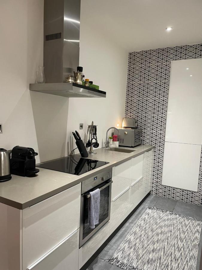 The Flat With The Heart Apartment London Exterior photo
